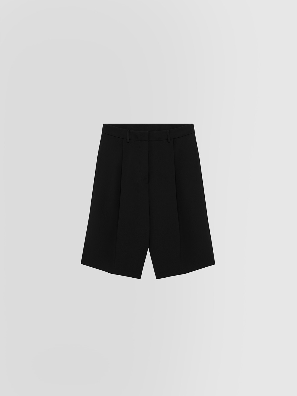 ALPHA STUDIO: BERMUDAS CADI