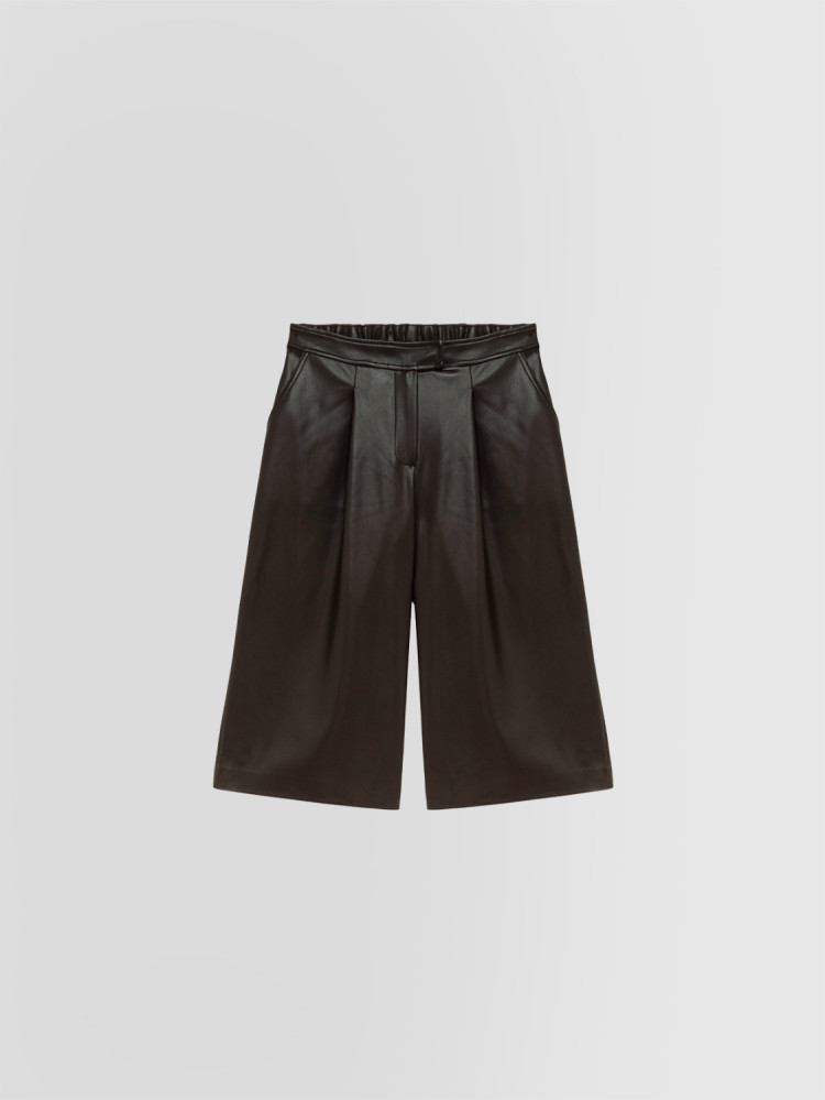 BERMUDA SHORTS IN ECO LEATHER