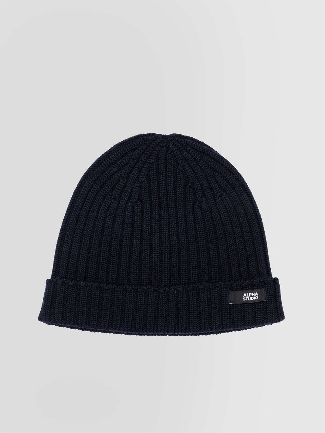 ALPHA STUDIO: CAP IN RIBBED MERINO WOOL