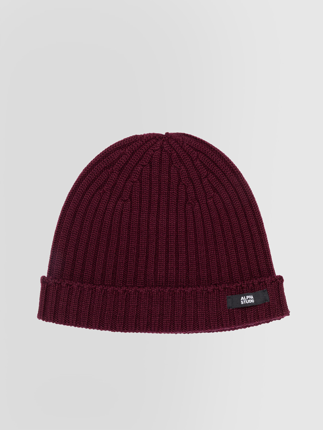 ALPHA STUDIO: CAP IN RIBBED MERINO WOOL