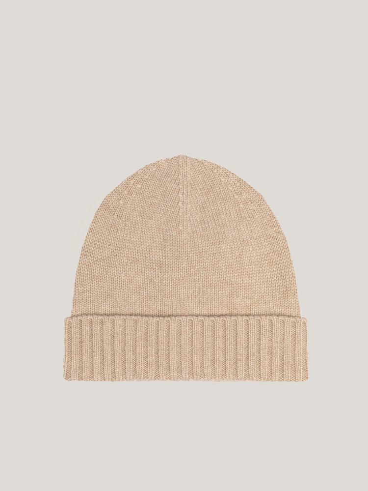GORRO DE PUNTO LISO EN CACHEMIRA