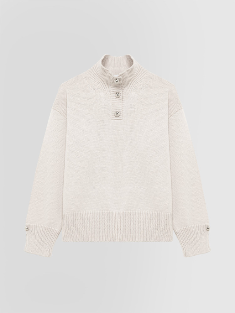 JERSEY DE CUELLO ALTO EN LANA MERINO CON BOTONES