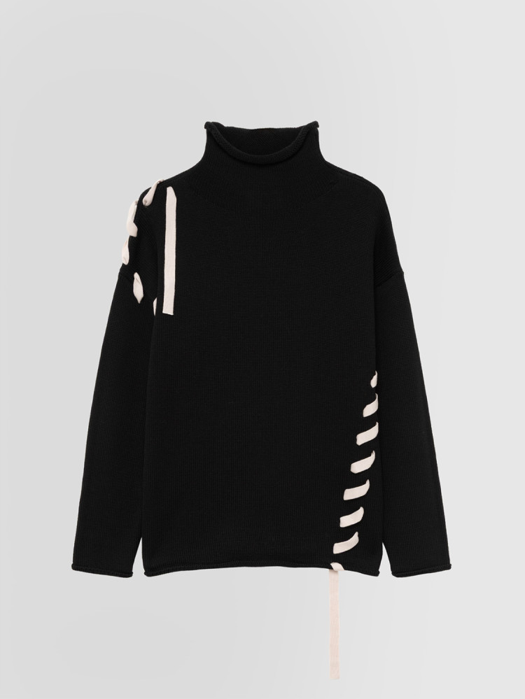 TAPE-DETAIL STAND-UP COLLAR SWEATER
