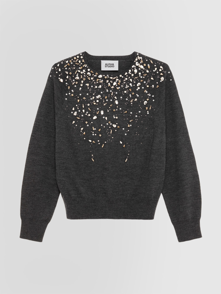 CREW NECK SWEATER WITH STUDS AND RHINESTONES