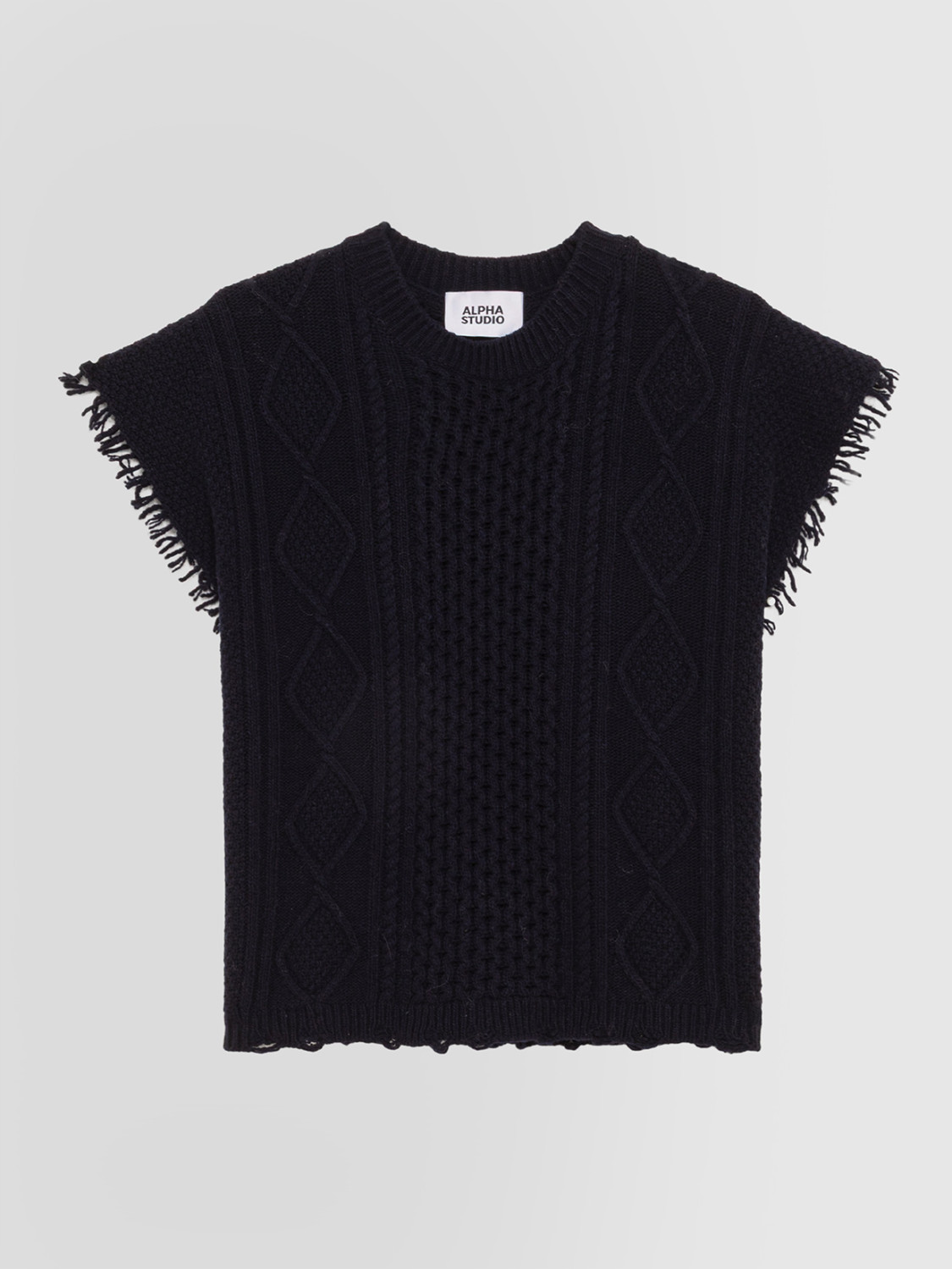 FISHERMAN CREW NECK SWEATER