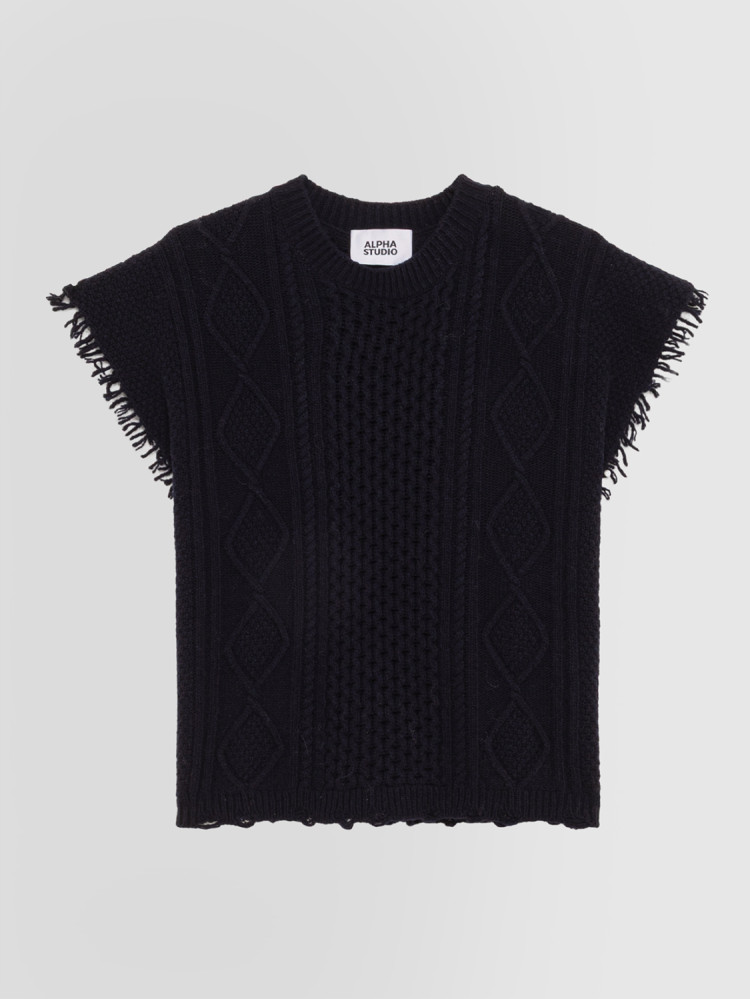 FISHERMAN CREW NECK SWEATER