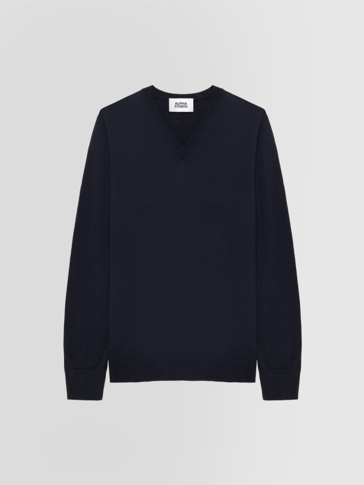 JERSEY SLIM DE CUELLO PICO EN LANA MERINO