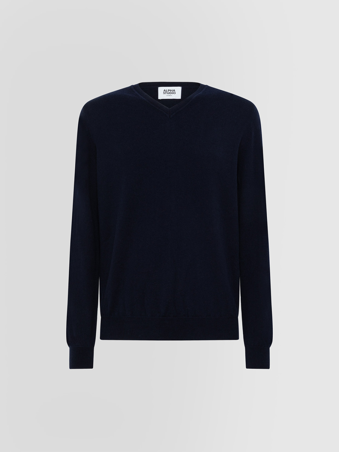 ALPHA STUDIO: URBAN BASIC V-NECK SWEATER IN CASHMERE