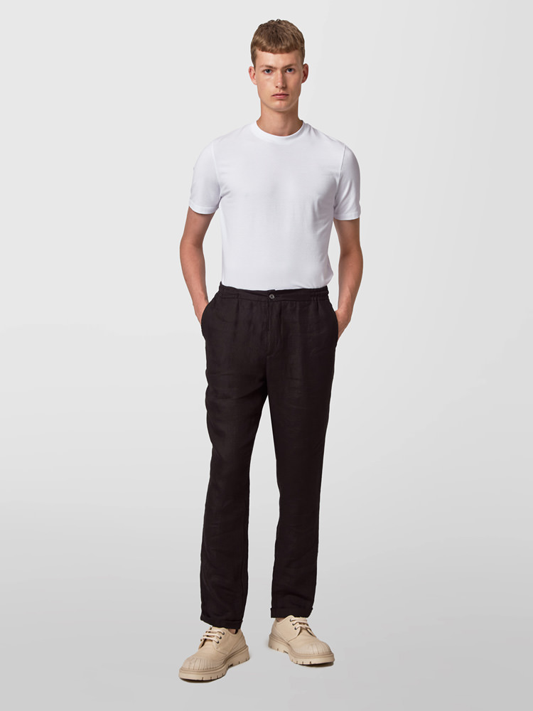 ALPHA STUDIO Man: Knitwear and Apparel FW 2023