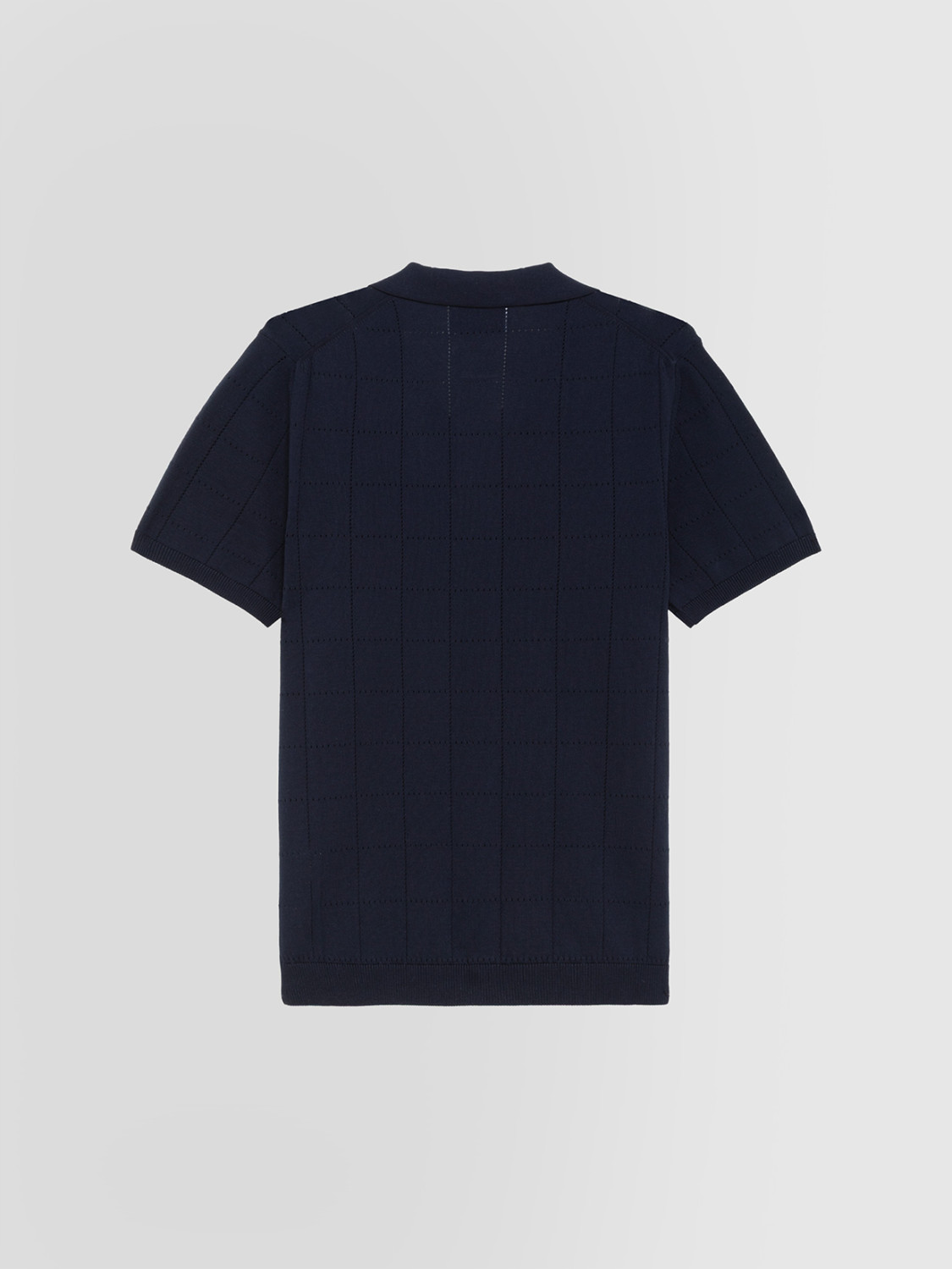 ALPHA STUDIO: POLO PERFORADO