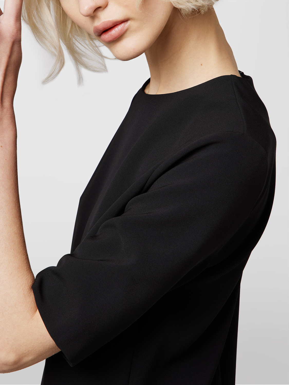 ALPHA STUDIO: MINI DRESS IN CADY