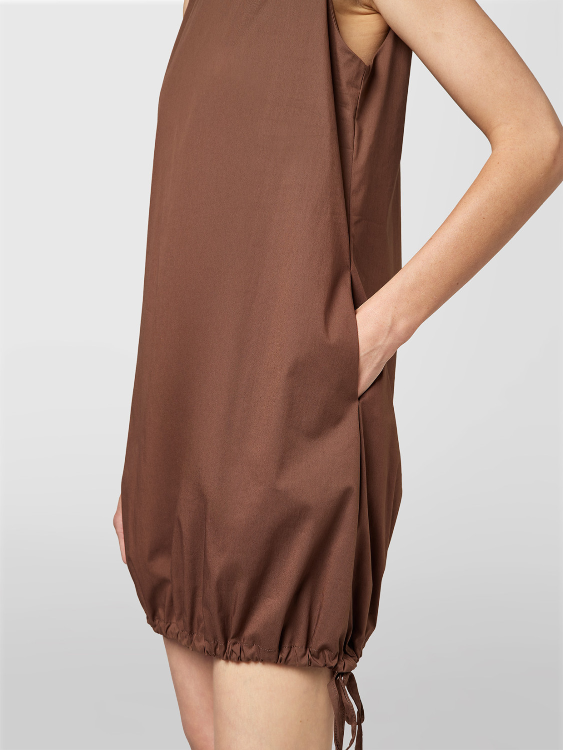 ALPHA STUDIO: SHORT DRESS IN TECHNICAL COTTON