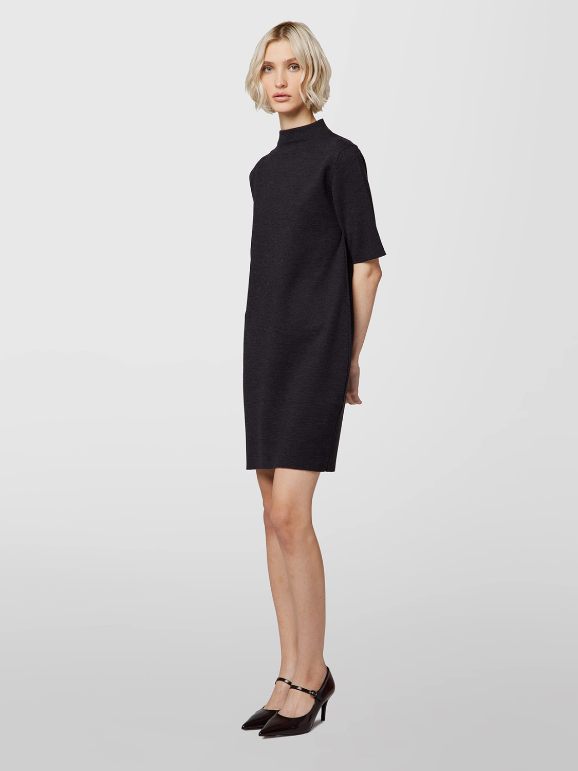 ALPHA STUDIO: ABITO CORTO IN MAGLIA STOFFA