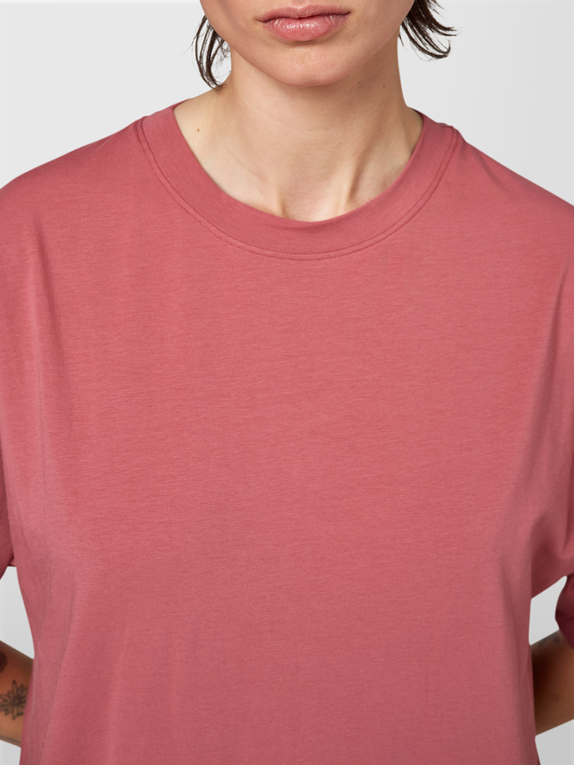 ALPHA STUDIO: STRETCH JERSEY DRESS