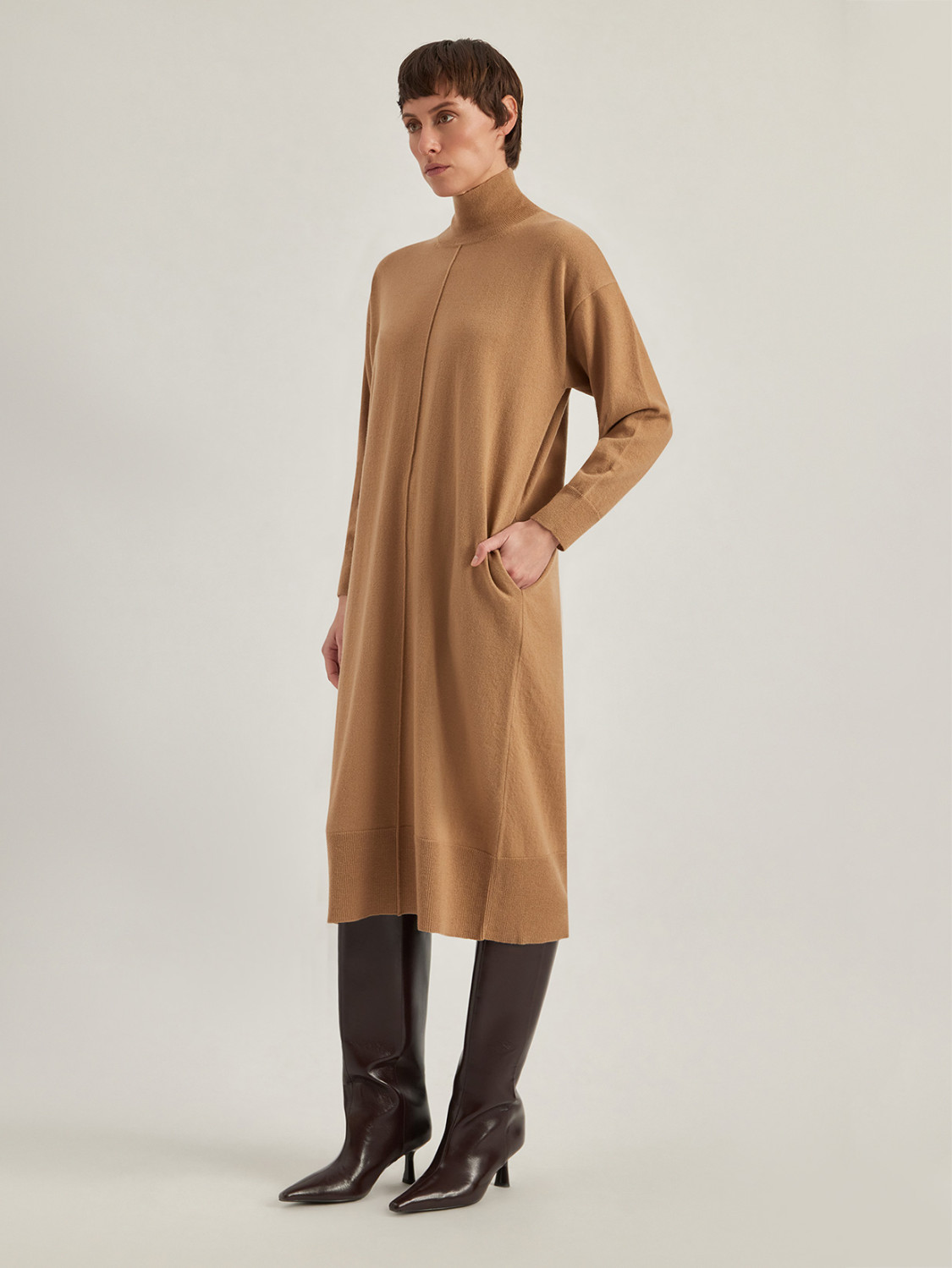 ALPHA STUDIO: DRESS IN GEELONG WOOL