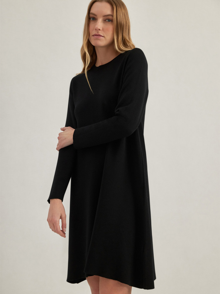 ROBE ÉVASÉE EN MAILLE