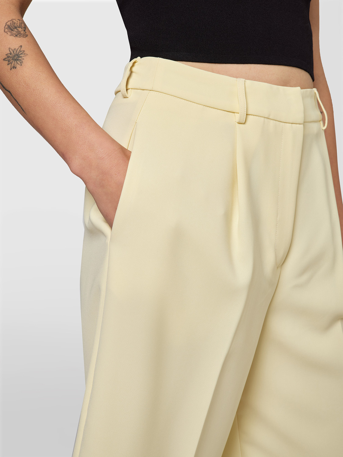 ALPHA STUDIO: CADI BERMUDA