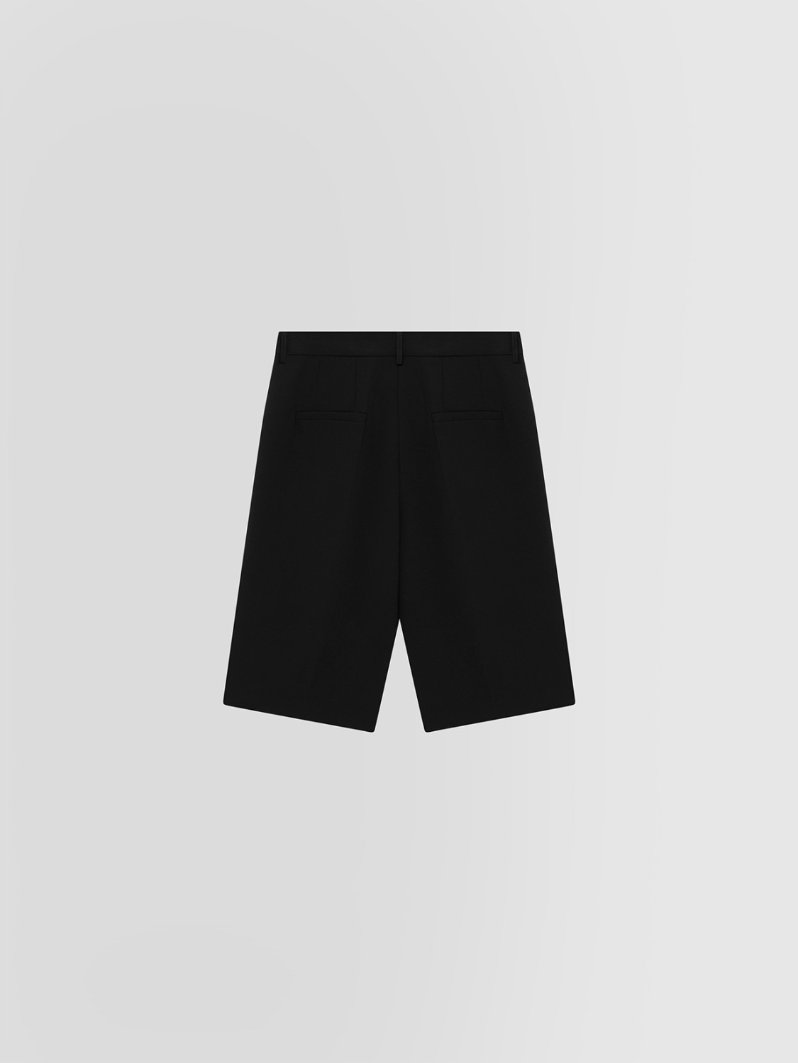 ALPHA STUDIO: BERMUDAS CADI