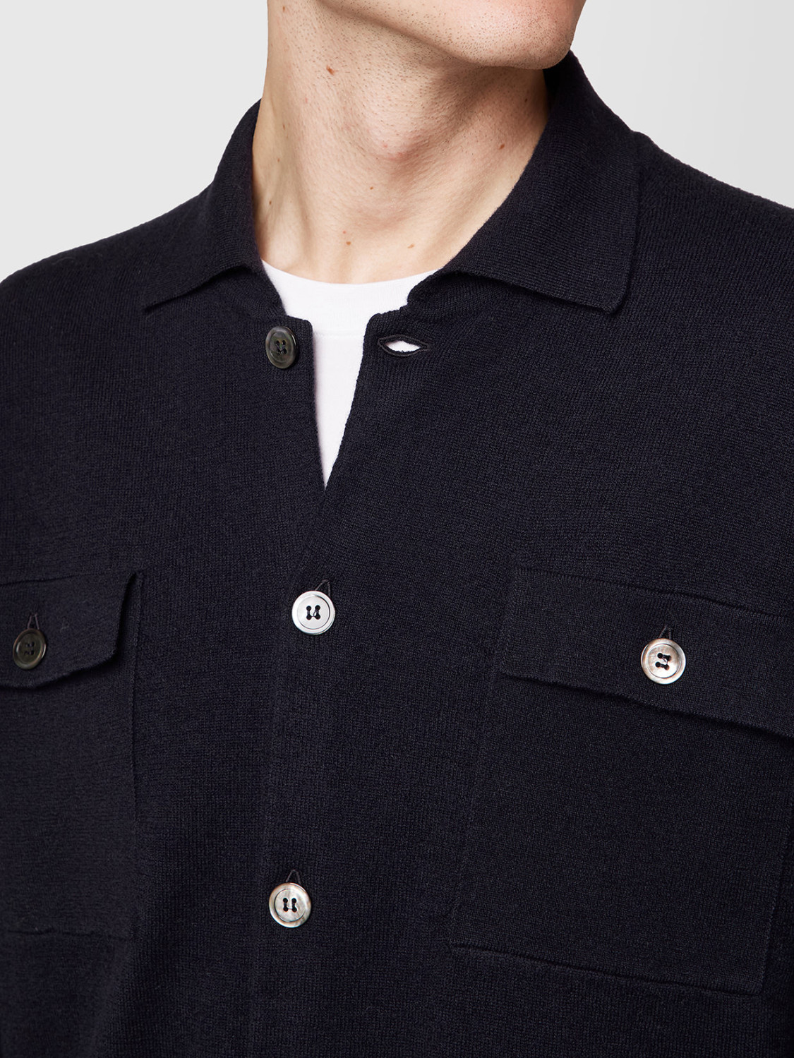 ALPHA STUDIO: BASIC SHIRT IN GEELONG WOOL