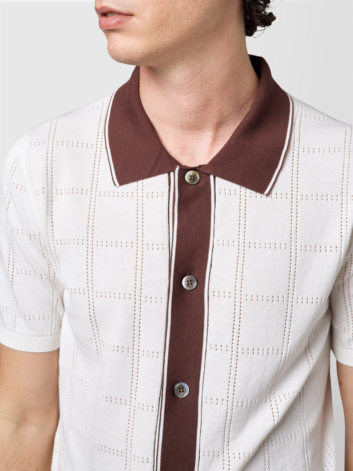 ALPHA STUDIO: CAMISA PERFORADA