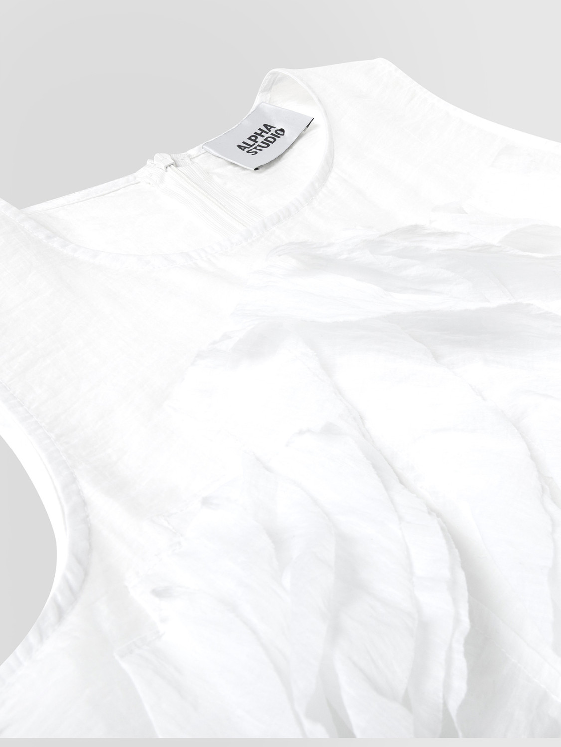 ALPHA STUDIO: CANOTTA IN MUSSOLA CON ROUCHES