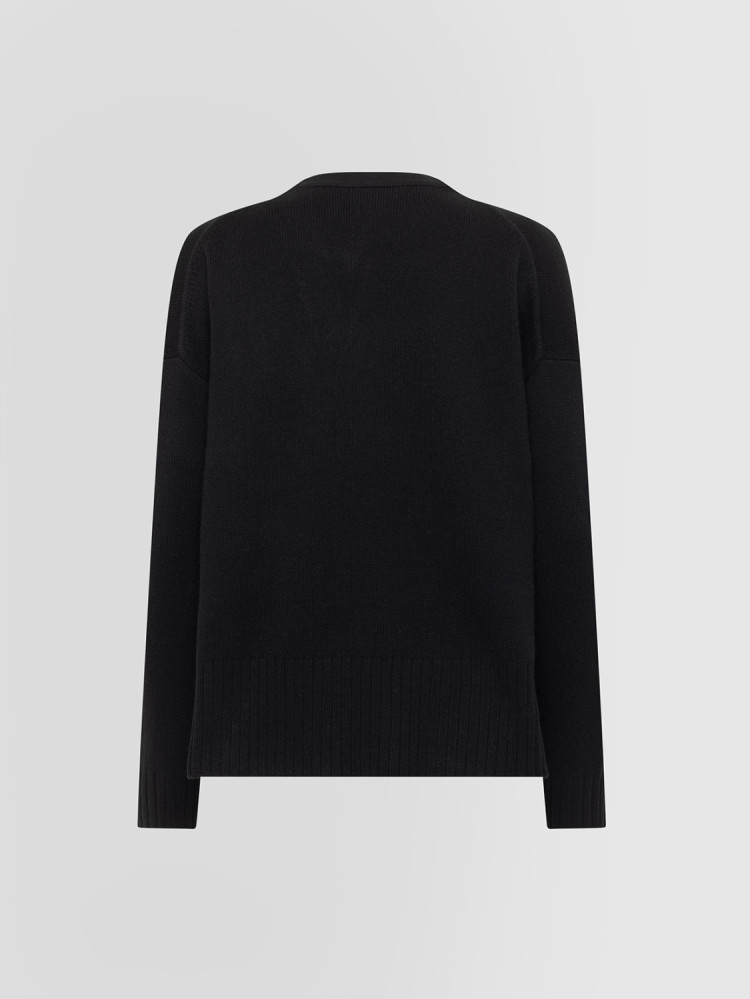 CONTEMPORARY CARDIGAN WITH BUTTONS