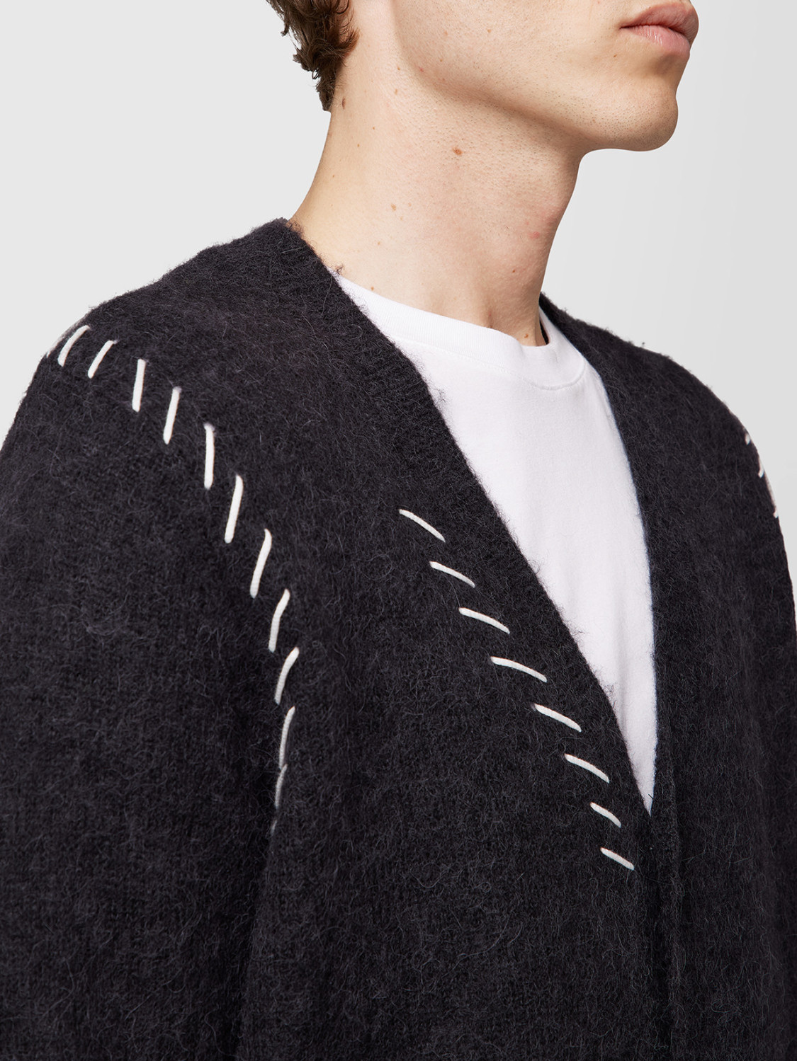 ALPHA STUDIO: CARDIGAN EMBROIDERY IN ALPACA