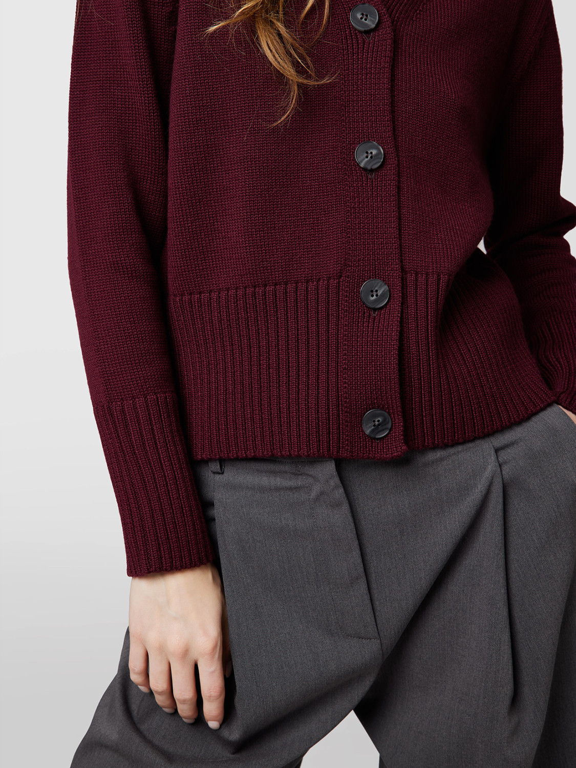 ALPHA STUDIO: ESSENTIAL CARDIGAN