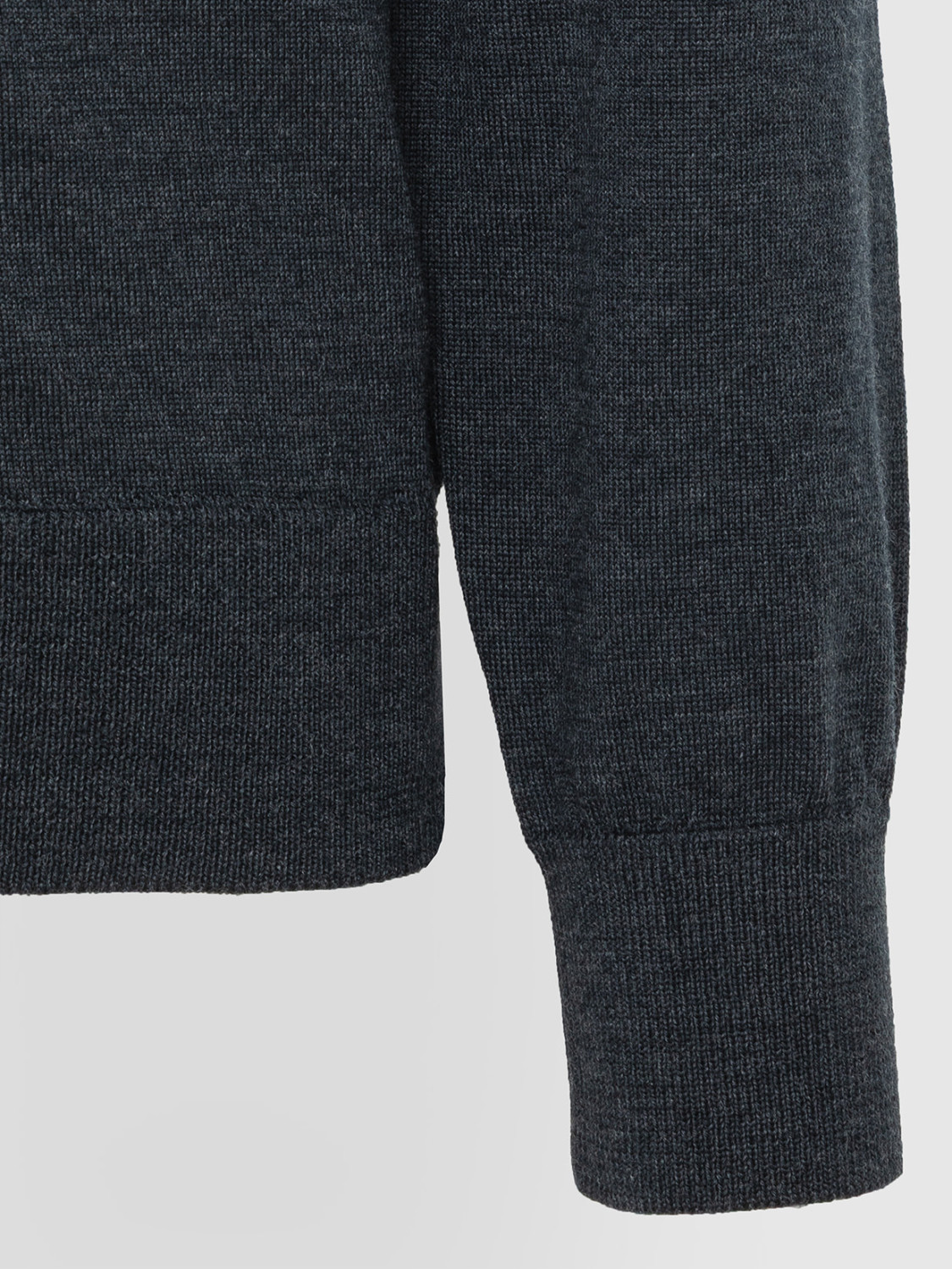 ALPHA STUDIO: CARDIGAN IN MERINO WOOL