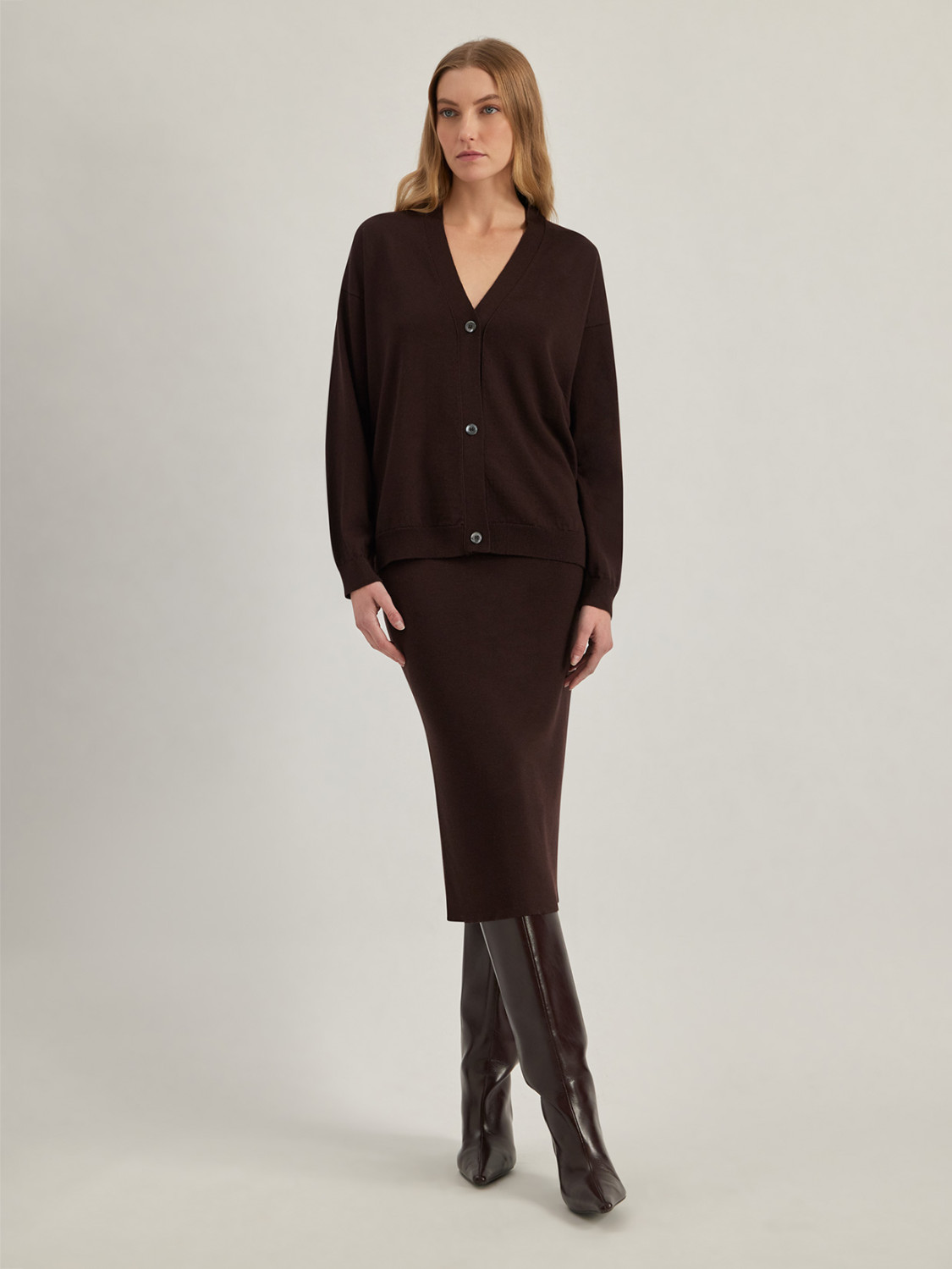 ALPHA STUDIO: CARDIGAN IN MERINO WOOL