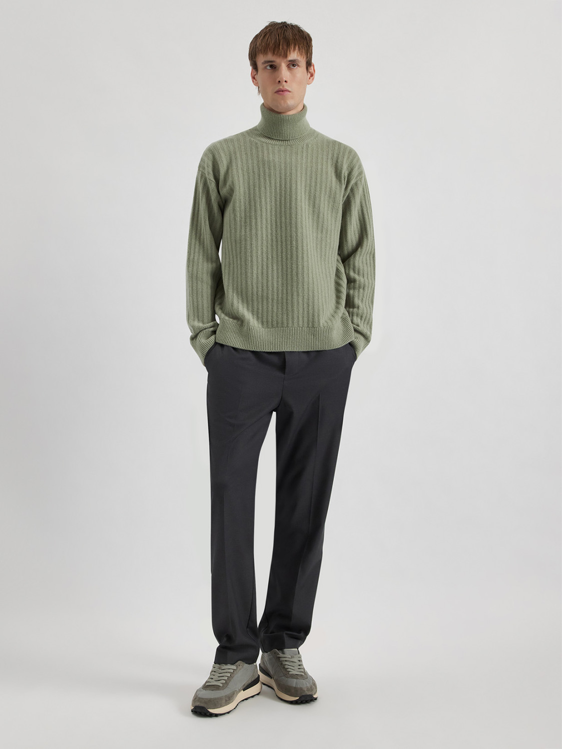 ALPHA STUDIO: MIXED-RIB MICRO-STITCH TURTLENECK SWEATER
