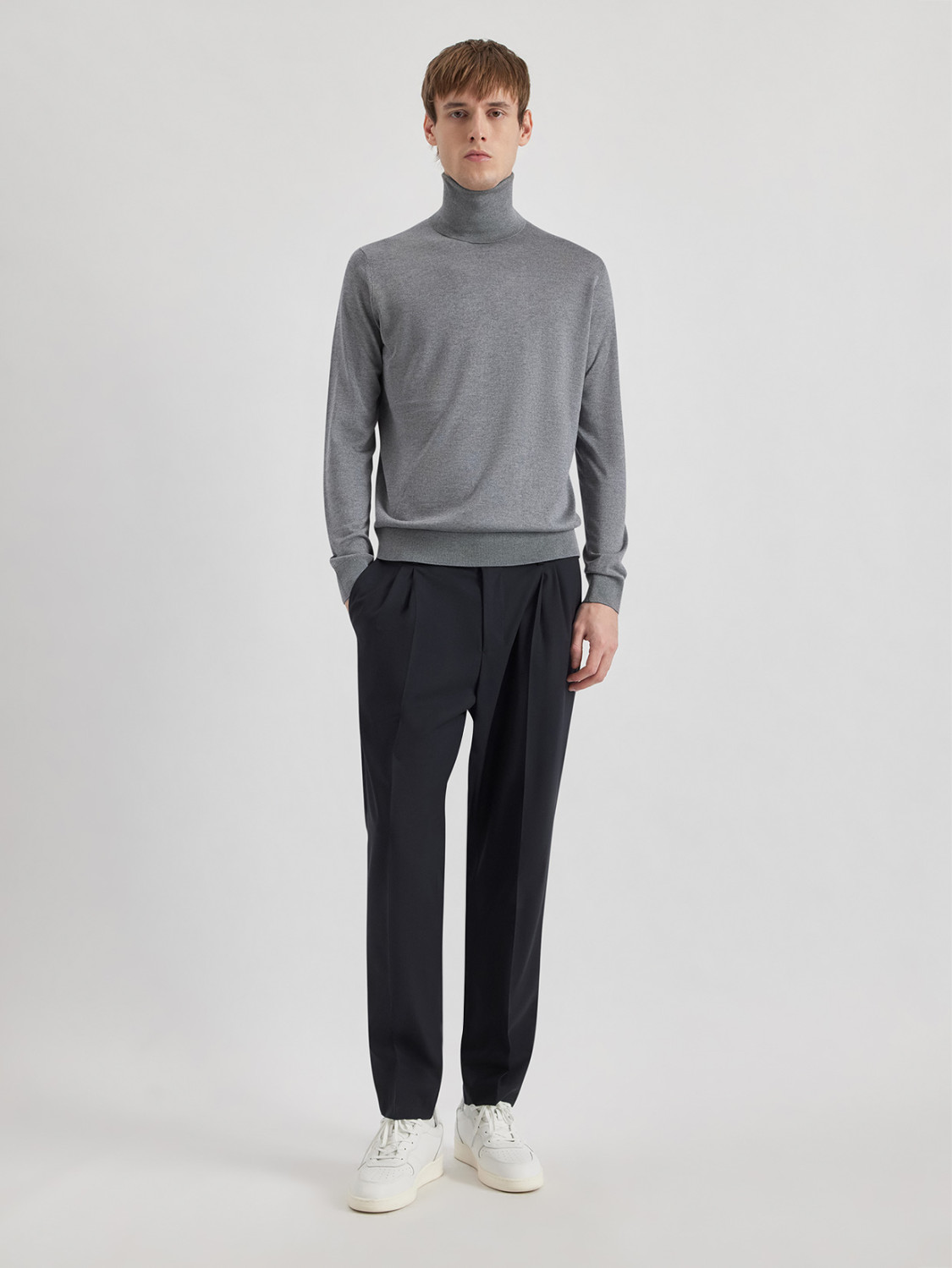 ALPHA STUDIO: TURTLENECK SWEATER IN SILK AND CASHMERE