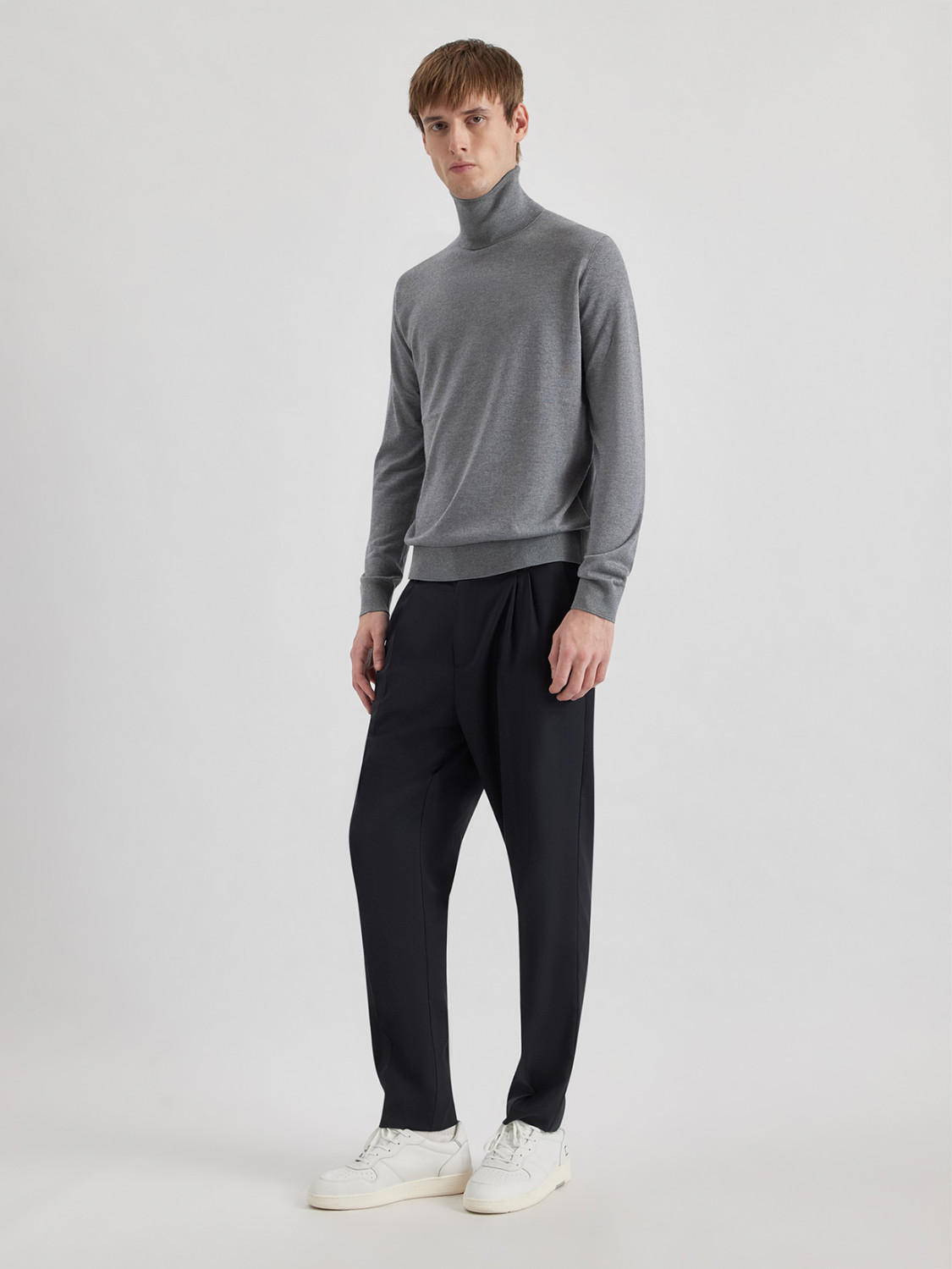 ALPHA STUDIO: TURTLENECK SWEATER IN SILK AND CASHMERE