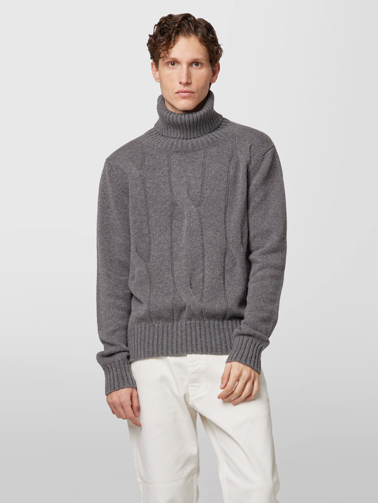 TURTLENECK SWEATER IN BRAID CABLE STITCH 4-PLY CASHMERE