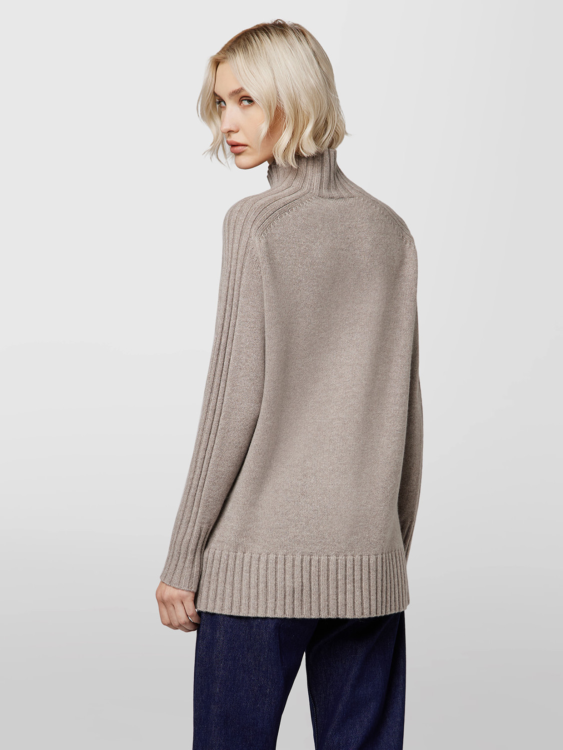 ALPHA STUDIO: MIXED RIB HIGH NECK SWEATER