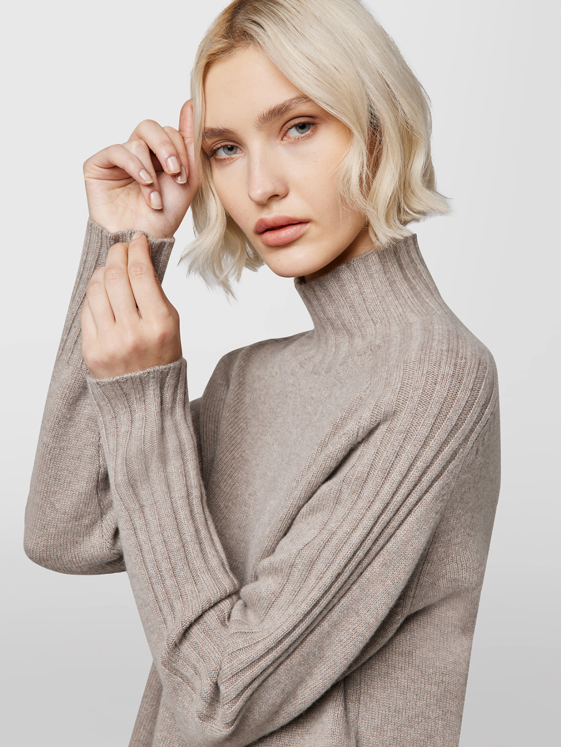 ALPHA STUDIO: MIXED RIB HIGH NECK SWEATER
