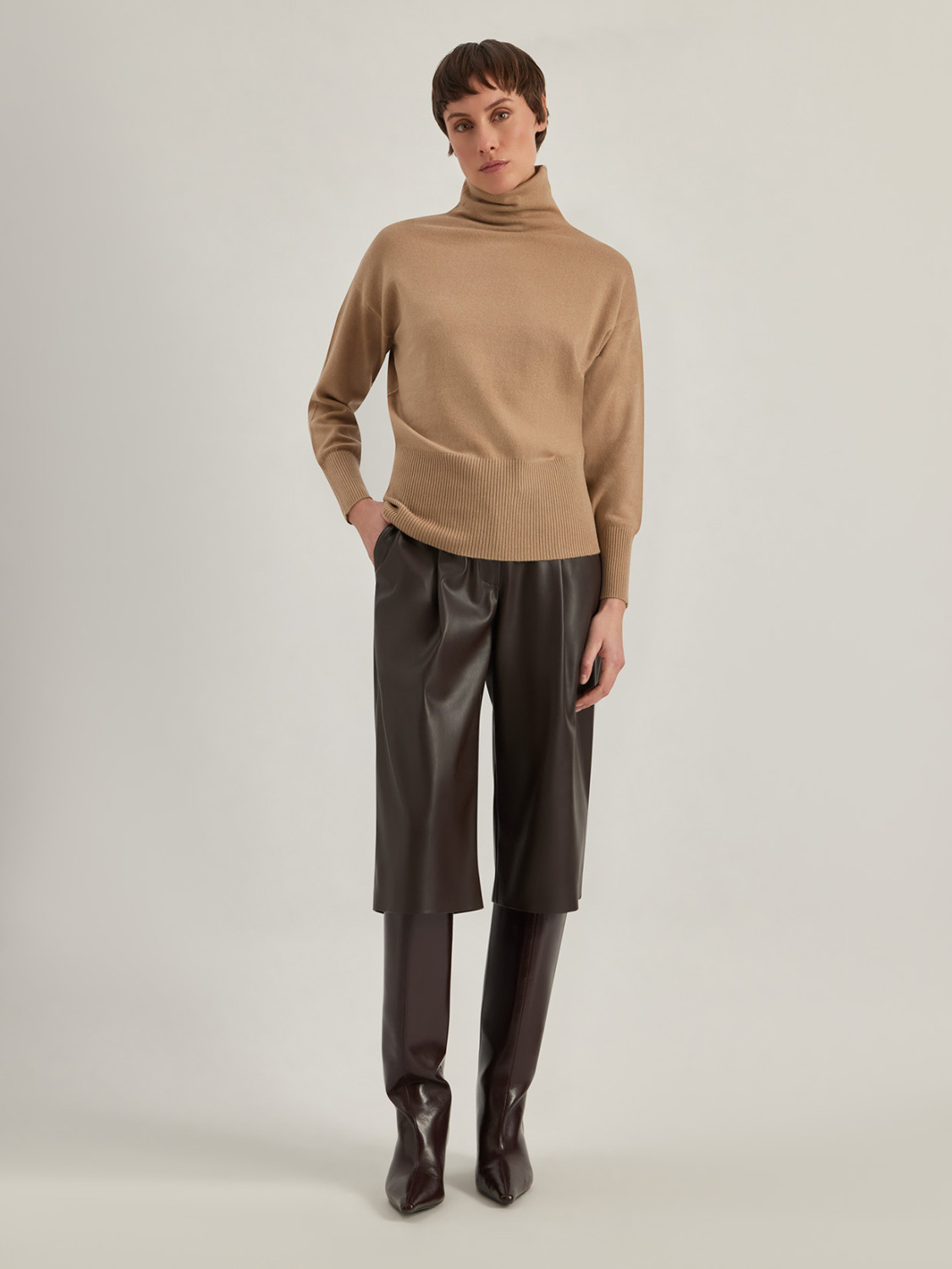 ALPHA STUDIO: HIGH NECK SWEATER IN WOOL AND CASHMERE