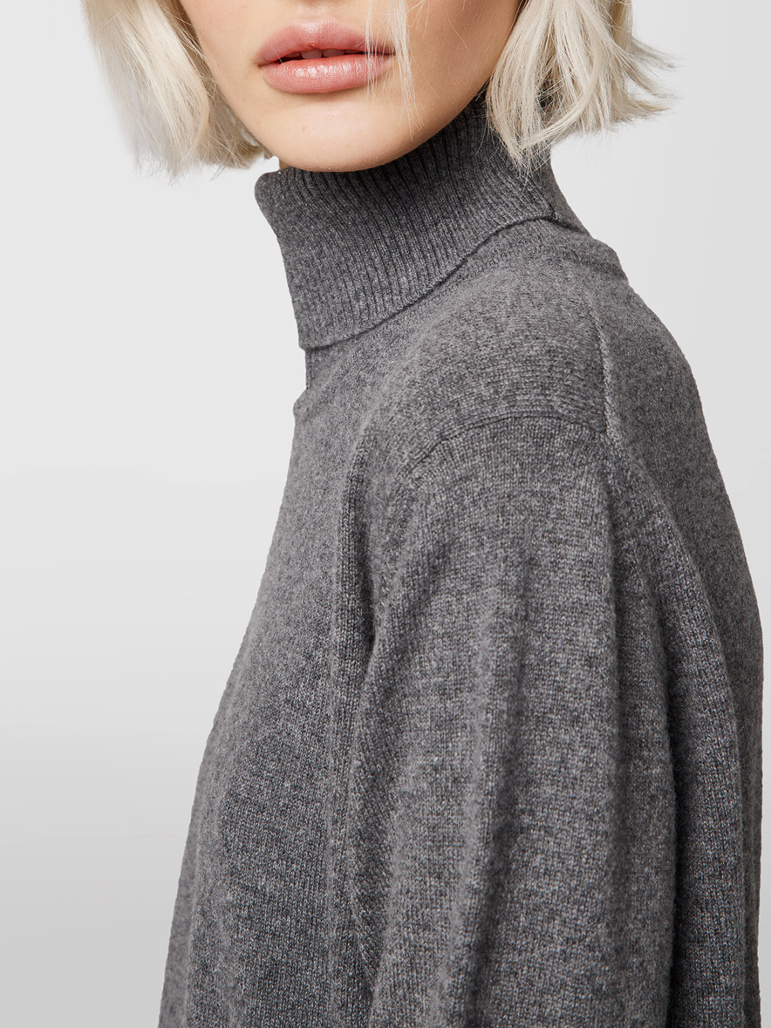 ALPHA STUDIO: FOUR SEASON TURTLE NECK SWEATER
