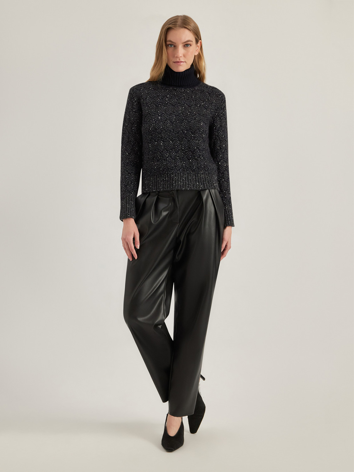 ALPHA STUDIO: HAIRY TURTLENECK SWEATER IN ALPACA BLEND