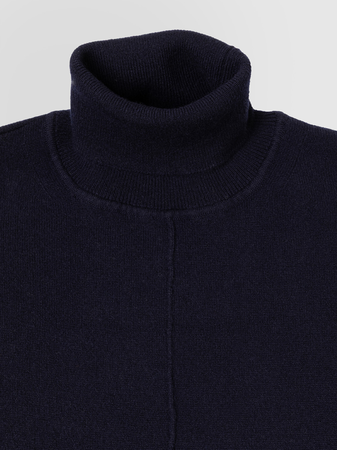 ALPHA STUDIO: TURTLENECK SWEATER IN CASHMERE