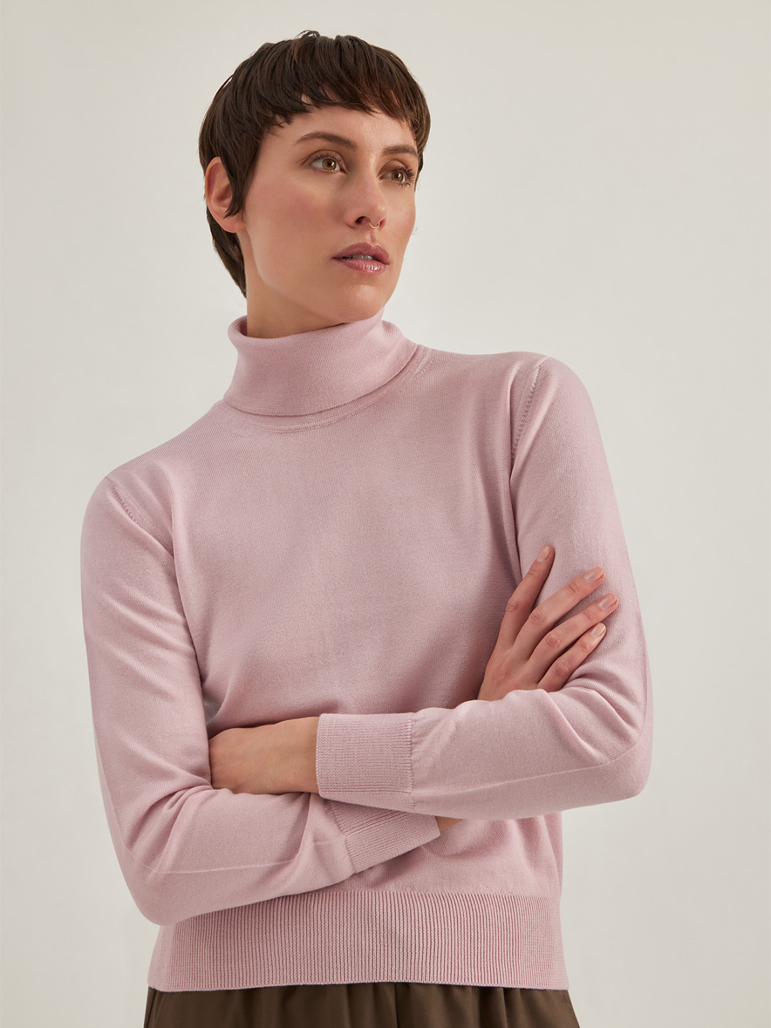ALPHA STUDIO: TURTLENECK SWEATER IN MERINO WOOL