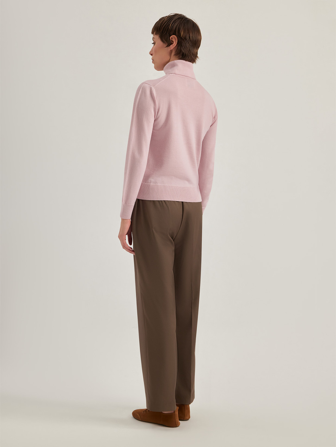 ALPHA STUDIO: TURTLENECK SWEATER IN MERINO WOOL