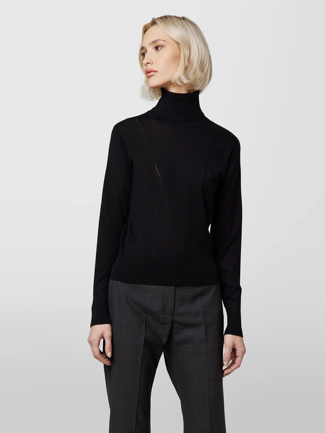 ALPHA STUDIO: SILK AND CASHMERE TURTLENECK