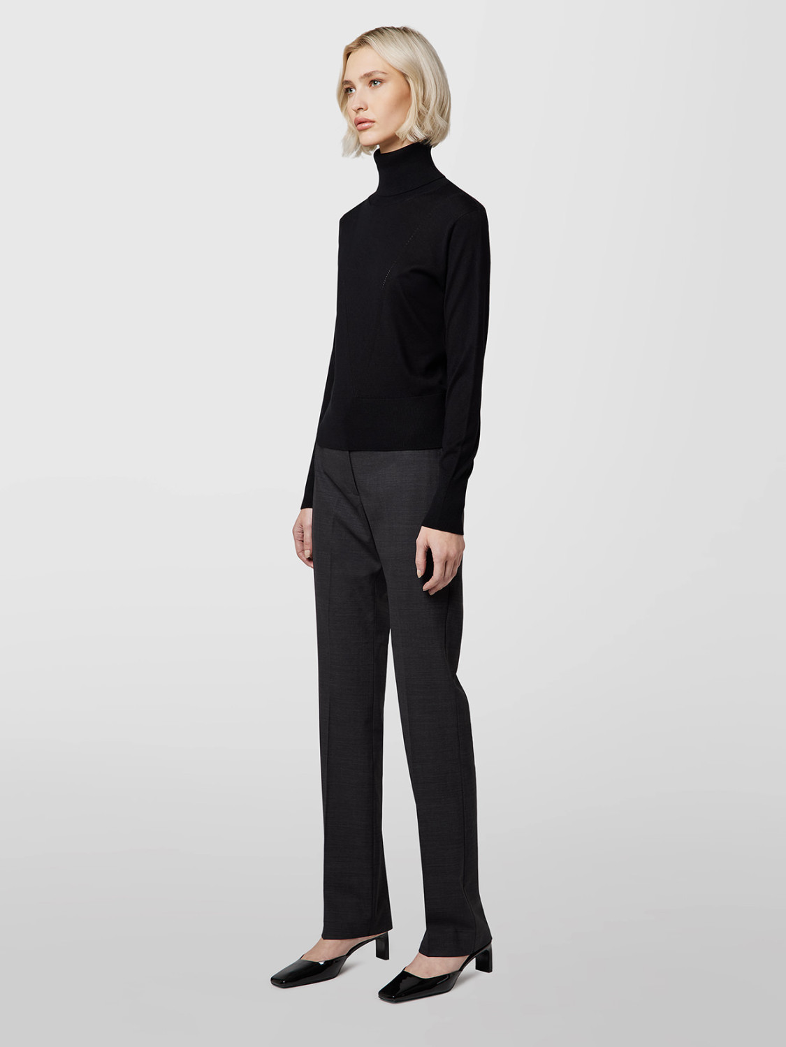 ALPHA STUDIO: SILK AND CASHMERE TURTLENECK