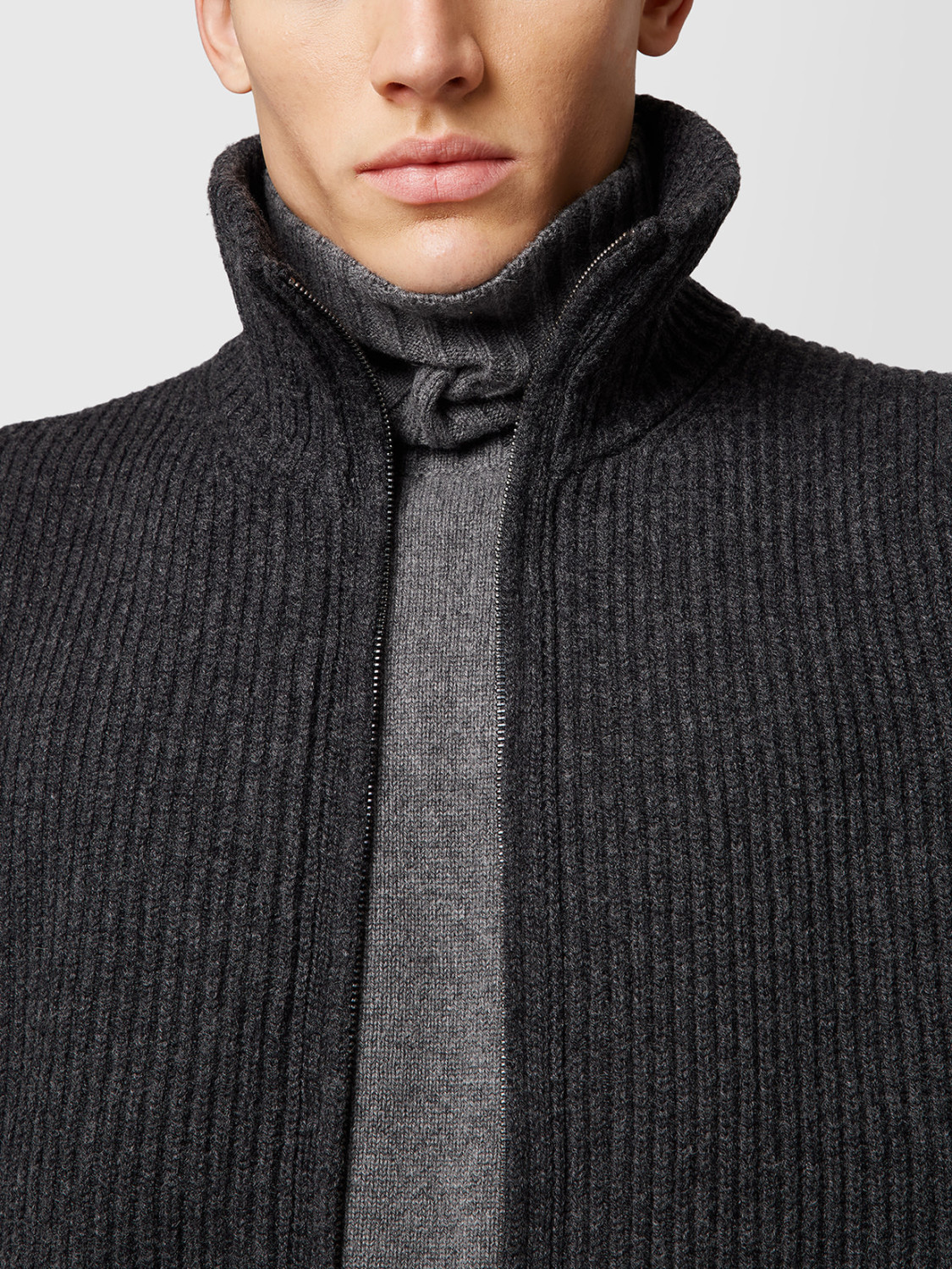 ALPHA STUDIO: VEST IN WOOL AND CASHMERE