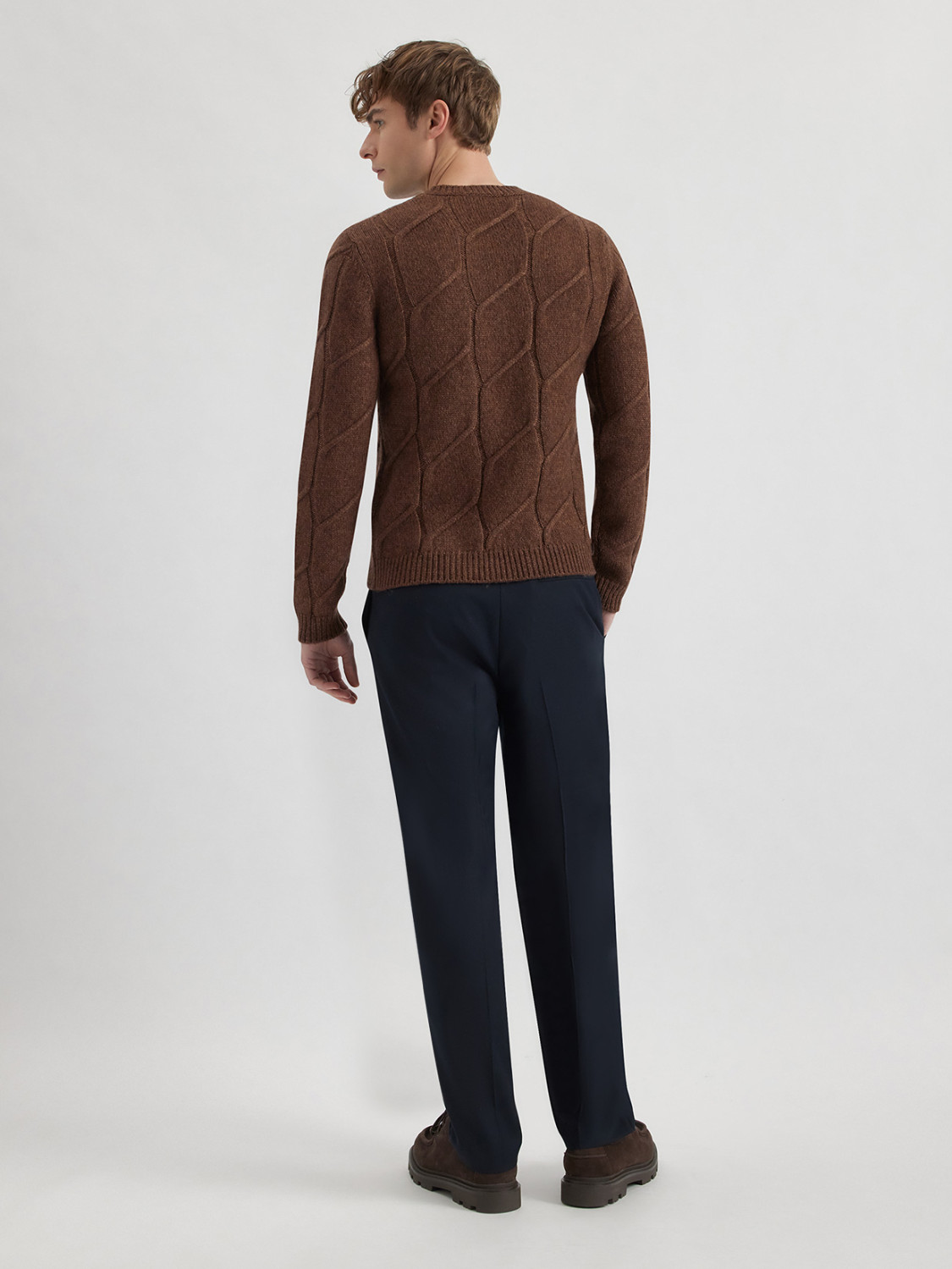ALPHA STUDIO: ARAN CREW NECK SWEATER IN VIRGIN WOOL
