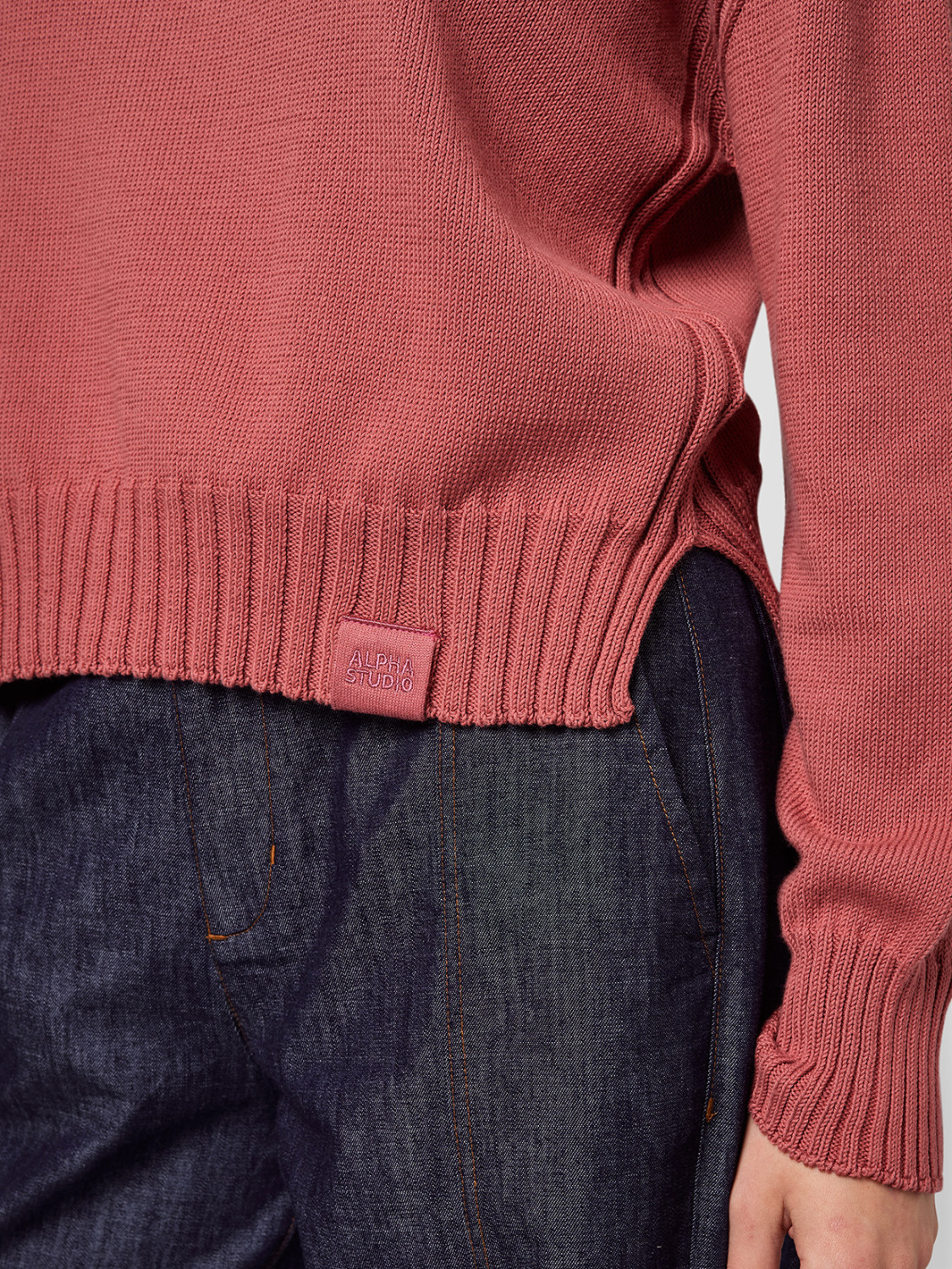ALPHA STUDIO: FULL BOXY CREW NECK