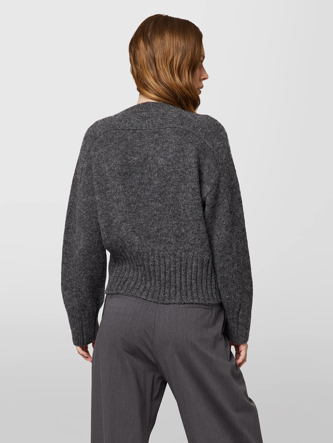 ALPHA STUDIO: CHAINS CREW NECK SWEATER