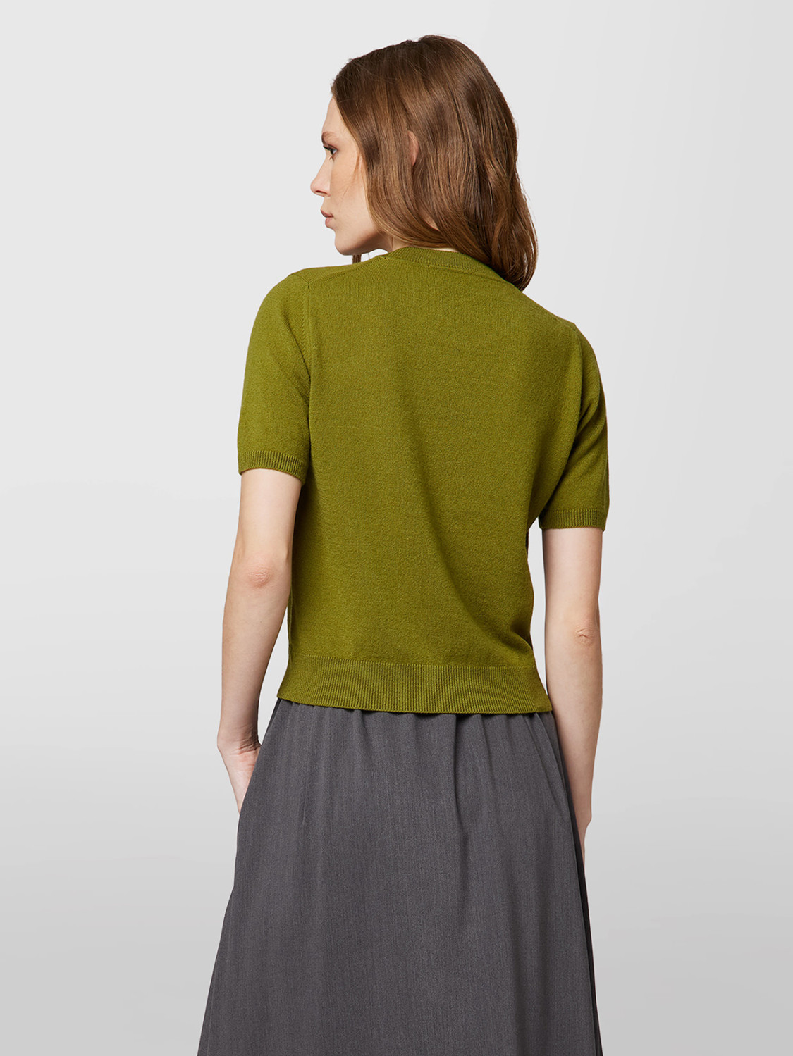 ALPHA STUDIO: CROPPED RETRO CREW NECK SWEATER