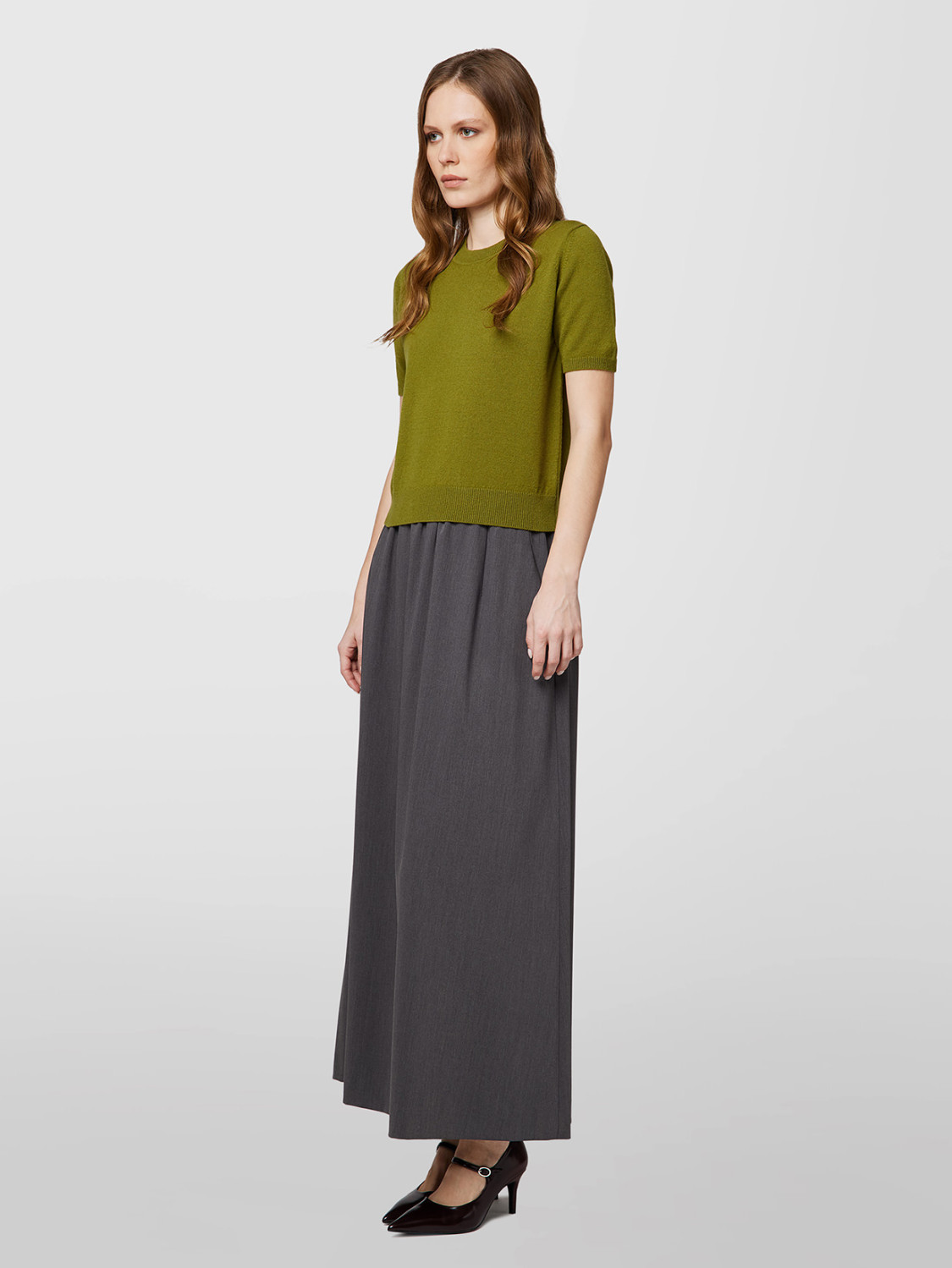 ALPHA STUDIO: CROPPED RETRO CREW NECK SWEATER